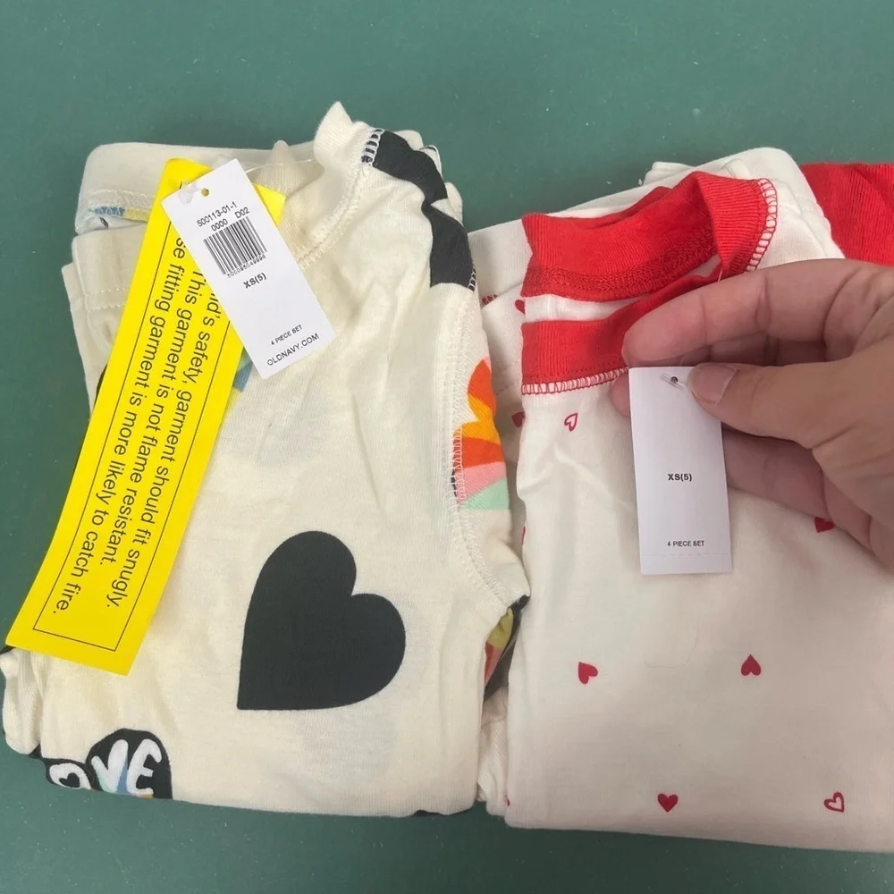 NWT Set of two old navy heart pajamas size xs (5)